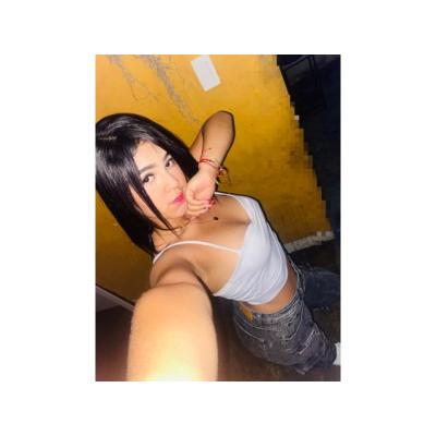 ARIANA GUAPA Y COMPLETA CHICA NUEVA