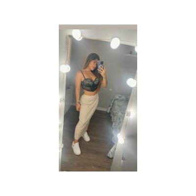 MUÑEQUITA CON PIEL DE SEDA