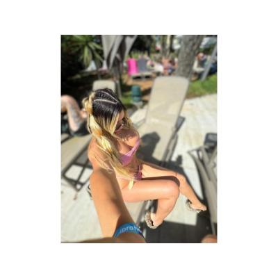 DANIELA  ATRACTIVA Y ENTREGADA