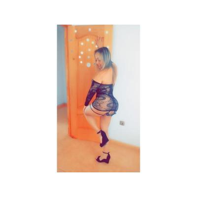 TE CHUPO LA POLLA Y A CAMBIO ME FOLLAS