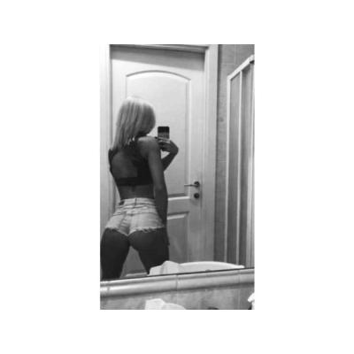 SABRINA, BRASILEÑA ARDIENTE