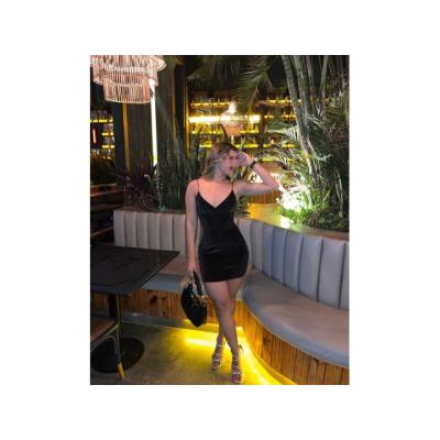 ARDIENTE Y EXHUBERANTE, JOVENCITA EN RONDA!