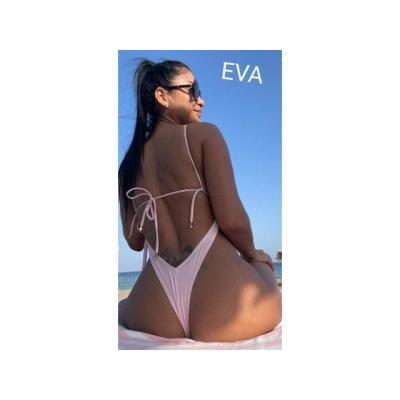 EVA, MAS QUE BELLA COQUETA!