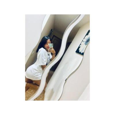 JUGUETONA JOVENCITA  PARA NOCHES DE PLACER