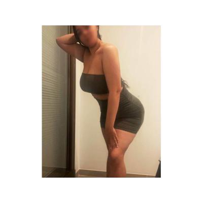 GUAPA CON GANAS DE CARISIAS Y MUCHOS BESOS