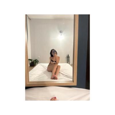 HERMOSA POLACA CON CARIÑO Y MIMOS