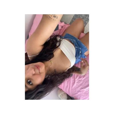 JOVENCITA VIP MUY MORBOSA Y JUGUETONA