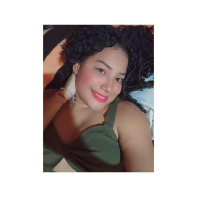 KAREN TU A COMPAÑANTE DISCRETA. . /SALIDAS