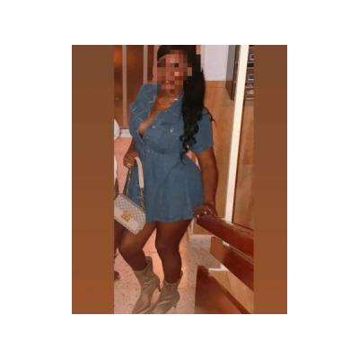 Dama sin limites cachonda y divertida