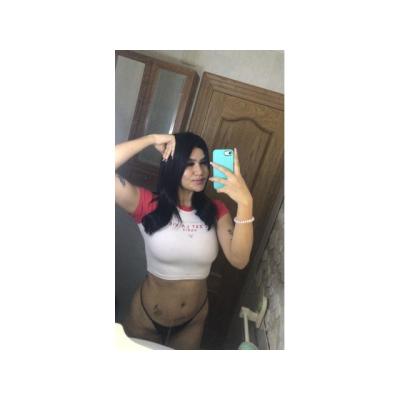 MI CULO TE ESPERA EN CUATRO