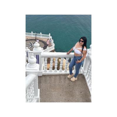 BOMBON LATINO MUY MORBOSA /SALIDAS