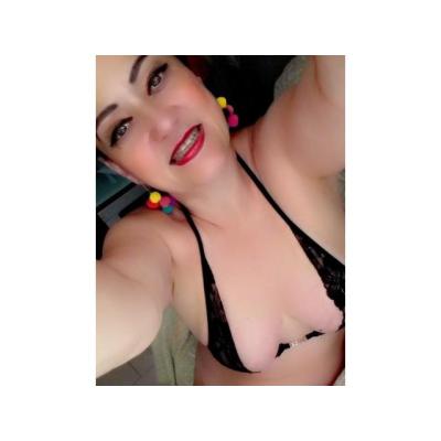 Cita virtual variada y excitante. Real.