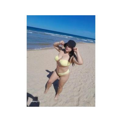 CON SITIO Y MUCHO CACHONDEO