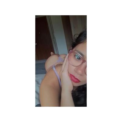 NLara LATINA LUJURIA VIP VEN DESCUBRE