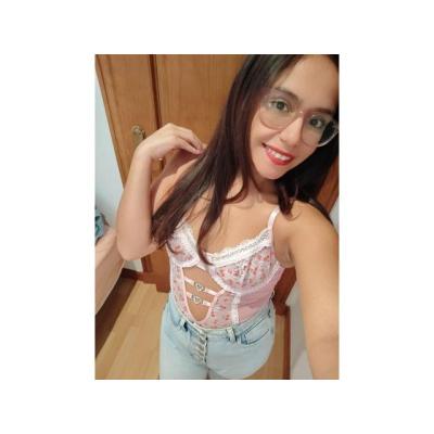 ANDREA Latina lujuria VIP ven descubrelo