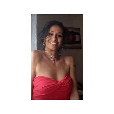 AGATA, EXTROVERTIDA Y ARDIENTE ESPAÑOLITA