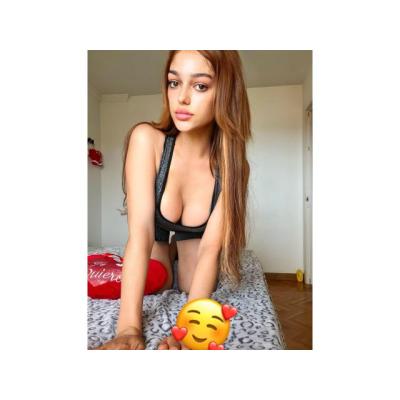 VEN Y DAME UNAS CARICIAS MUY CALIENTES