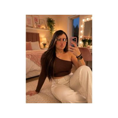 MIA CHICA INCREIBLE Y SENSUAL. . . SALIDAS