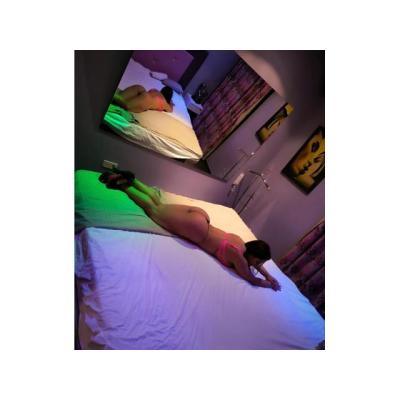 KATHY EN BUSCA DE DIVERSION