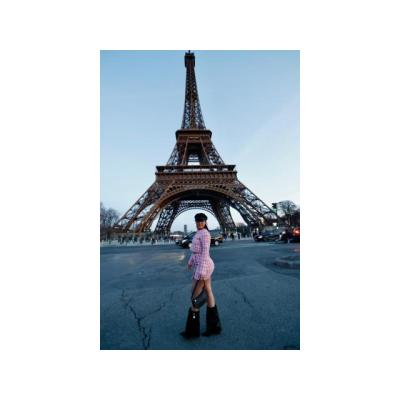 PARIS, MUY MAJA Y GUARRA. . . 24H