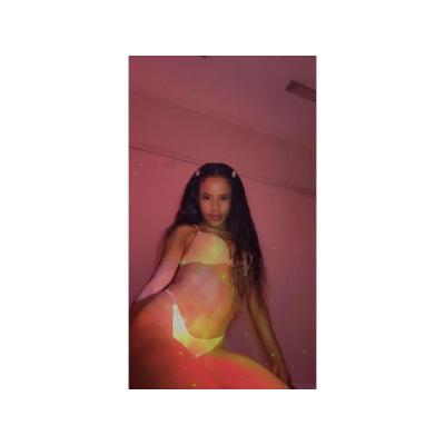 GABY  HERMOSA MUJER CUBANA