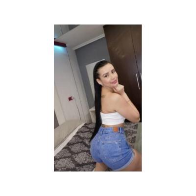 UNA RICA COLOMBIANA