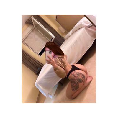 CON MUCHAS GANITAS DE POLLA