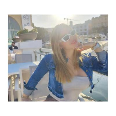 Civel Venezuelan Girl ️ and party hot