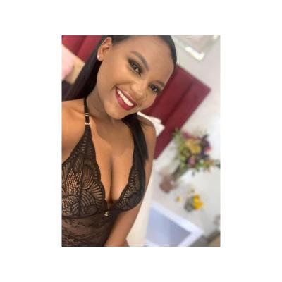 SENSUAL LATINA ADICTA AL SEXO