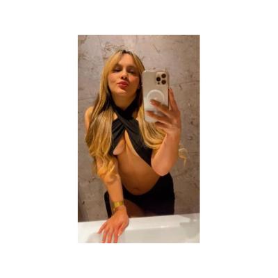 (i) MARIA RUBIA MUY COQUETA Y CARIÑOSA