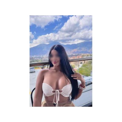 PAOLA MUJER HERMOSA TRATÓ VIP LLAMAME