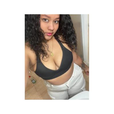 (i) ANNY COLOMBIANA MUY AMIGABLE