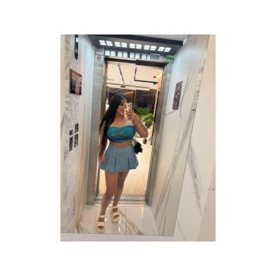 Alizon hermosa jovencita 