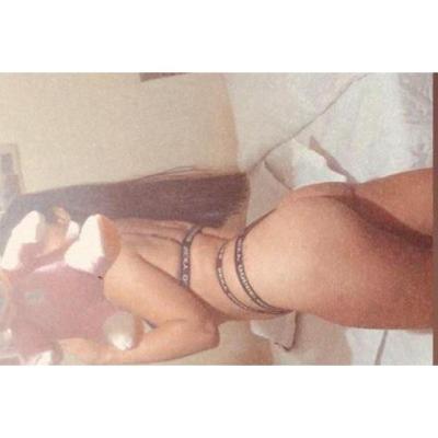 ALEJANDRA Latina Exclusiva llámame