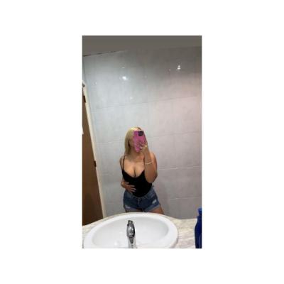 CATALINA BELLEZA COLOMBIANA DE LUJO