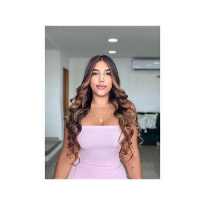 (i) ALISON, LA MAS COMPLACIENTE DE VALECIA