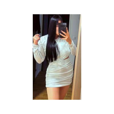 JOVEN CON ANTOJOS DE TU POLLA