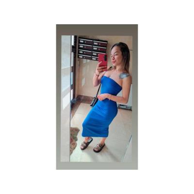 CHICA LATINA TRAGA POLLAS