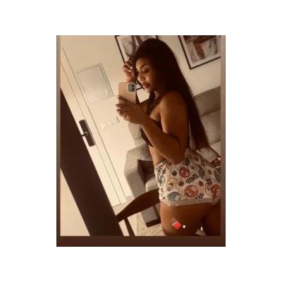 (i) KIM LA MUZA PERFECTA DEL PLACER