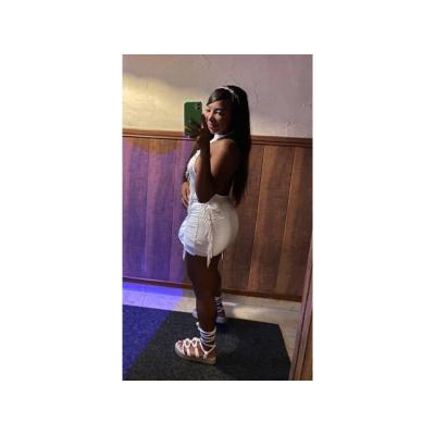 (i)ESTRELLA. COMPLACIENTE LATINA