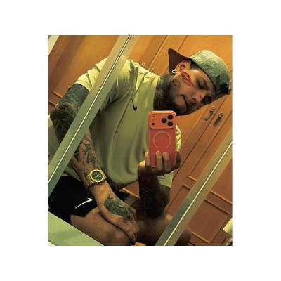 Morreno Latino Tatuado XL Recién llegado