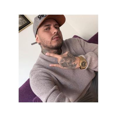 Morreno Latino Tatuado XL Recién llegado