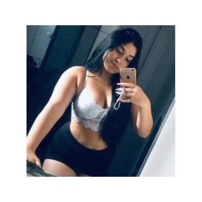 Soy carolina una hermosa chica latina /