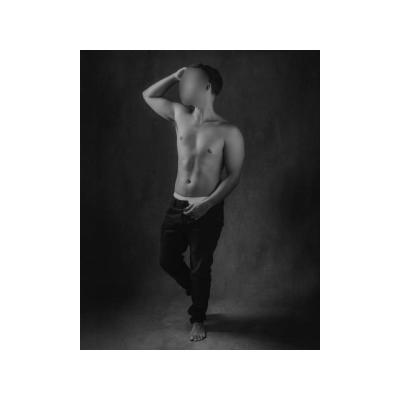 Acompañante masculino para mujeres