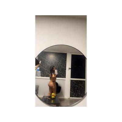 PUTITA QUETE ARA CORRER A CHORROS