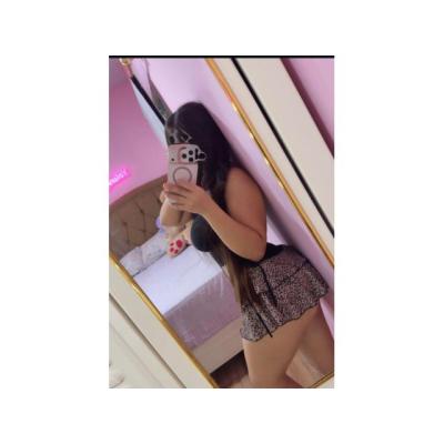 LUNA DELICADA FIGURA DE CUERPO ESCULTURAL