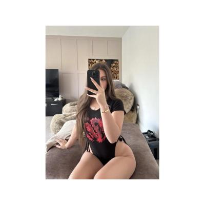 Estoy disponible para todos mis amores