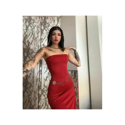 Lilit ardiente , natural cuerpo esbelto