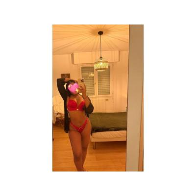 LATINA  SENSUAL ARDIENTE MUY DISPUESTA