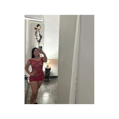 (i) EMILLY APSAIONADA MUY TOP